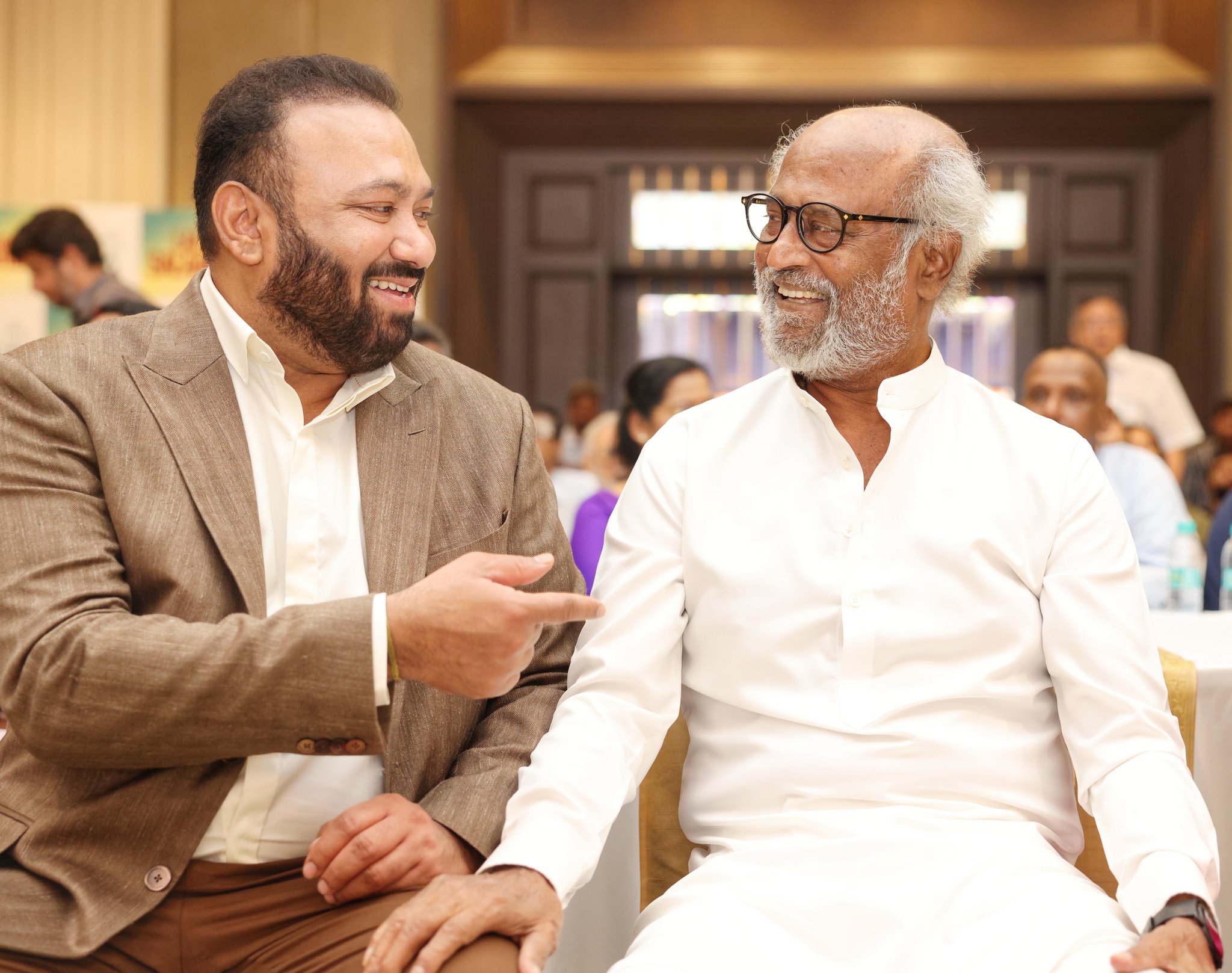 வசூல் வேட்டையாடும் ‘வேட்டையன்’ ரஜினி.. தியேட்டரை அதிகரிக்கும் லைக்கா