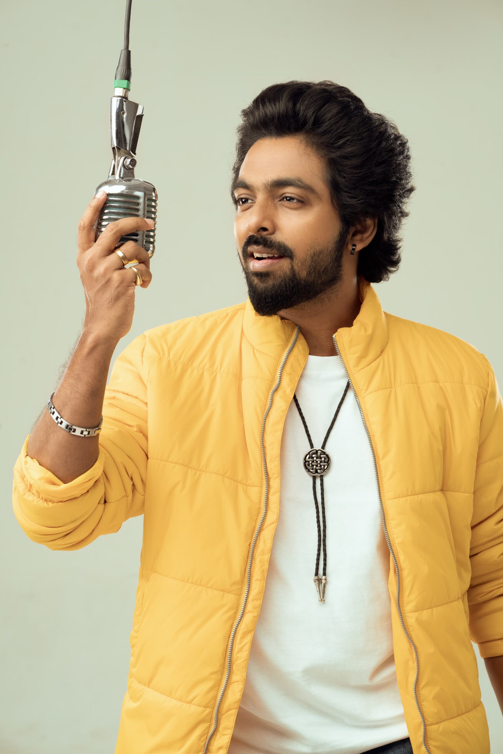 இசைப் பயணத்தில் செஞ்சுரி அடித்த இசையமைப்பாளர் ஜிவி. பிரகாஷ்