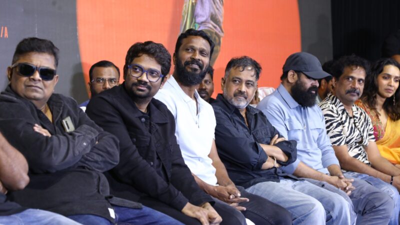 ரஞ்சித்தின் ‘பாட்டல் ராதா’வை பாராட்டித் தள்ளிய வெற்றிமாறன் –  மிஷ்கின் – அமீர் 