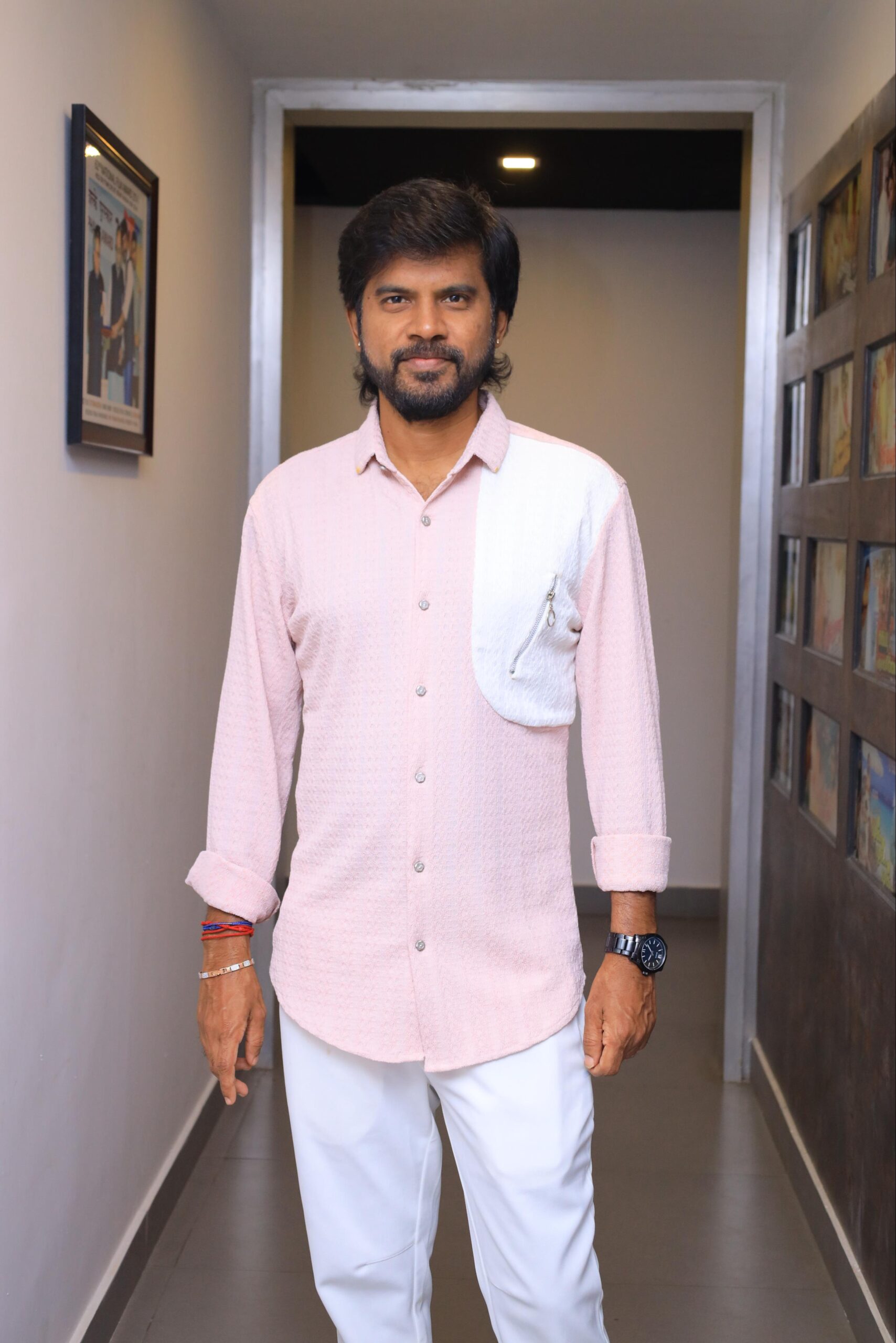 நேர்கோட்டில் 7 கிரகங்கள்… அதிசயத்தில் இணைந்த ‘அகத்தியா’.. – பா.விஜய் 