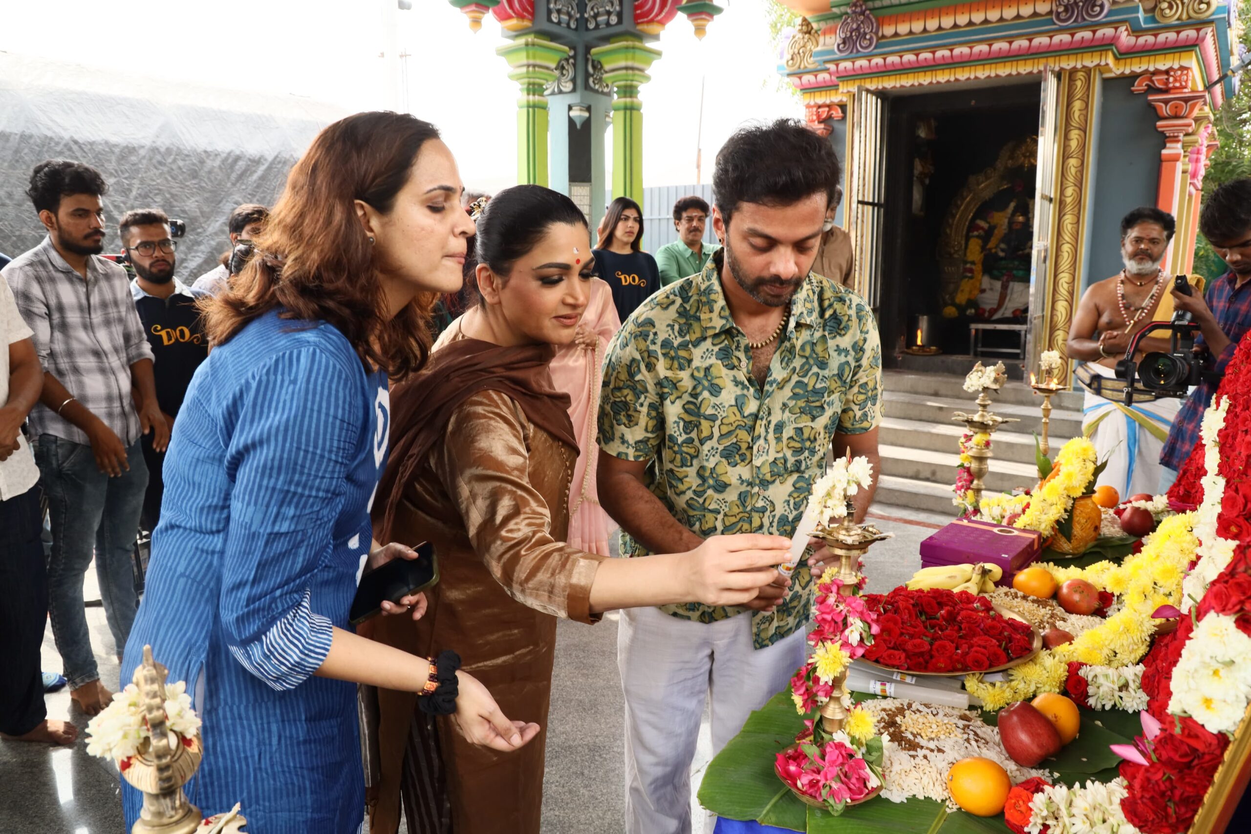 அவ்னி மூவிஸ் – பென்ஸ் மீடியா இணையும் படத்தில் சந்தோஷ் & ரேஷ்மா ஜோடி.