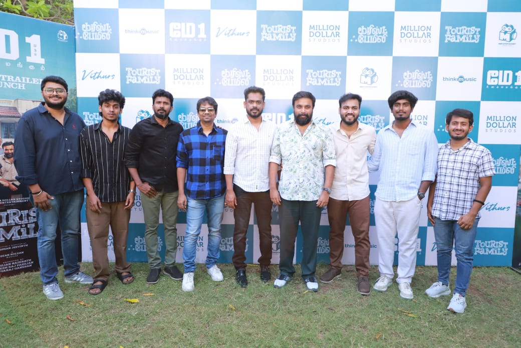 சிம்ரன் ஜோடி எனக்கே ஷாக்.. அனைவருக்கும் பொருந்தும் டூரிஸ்ட் பேமிலி.. – சசிகுமார் 