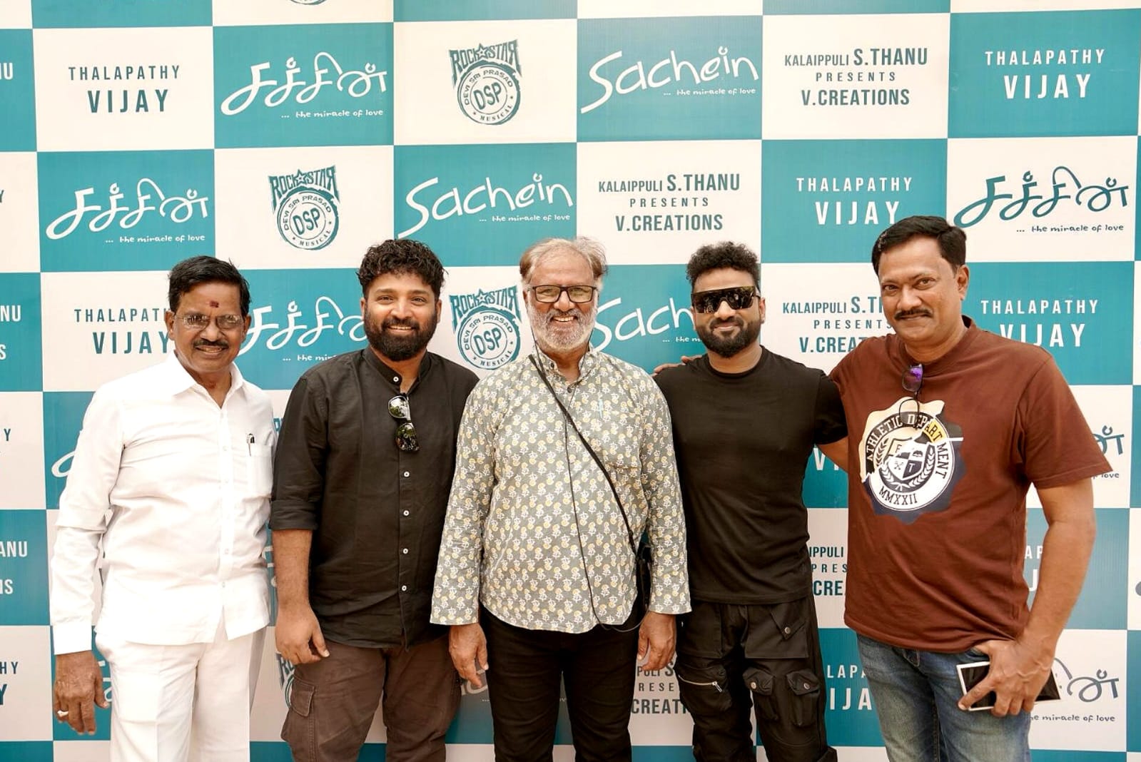 Sachein Re Release Success : விஜய் சீக்ரெட்ஸ் சொன்ன தாணு – ஜான் – தேவிஸ்ரீபிரசாத்