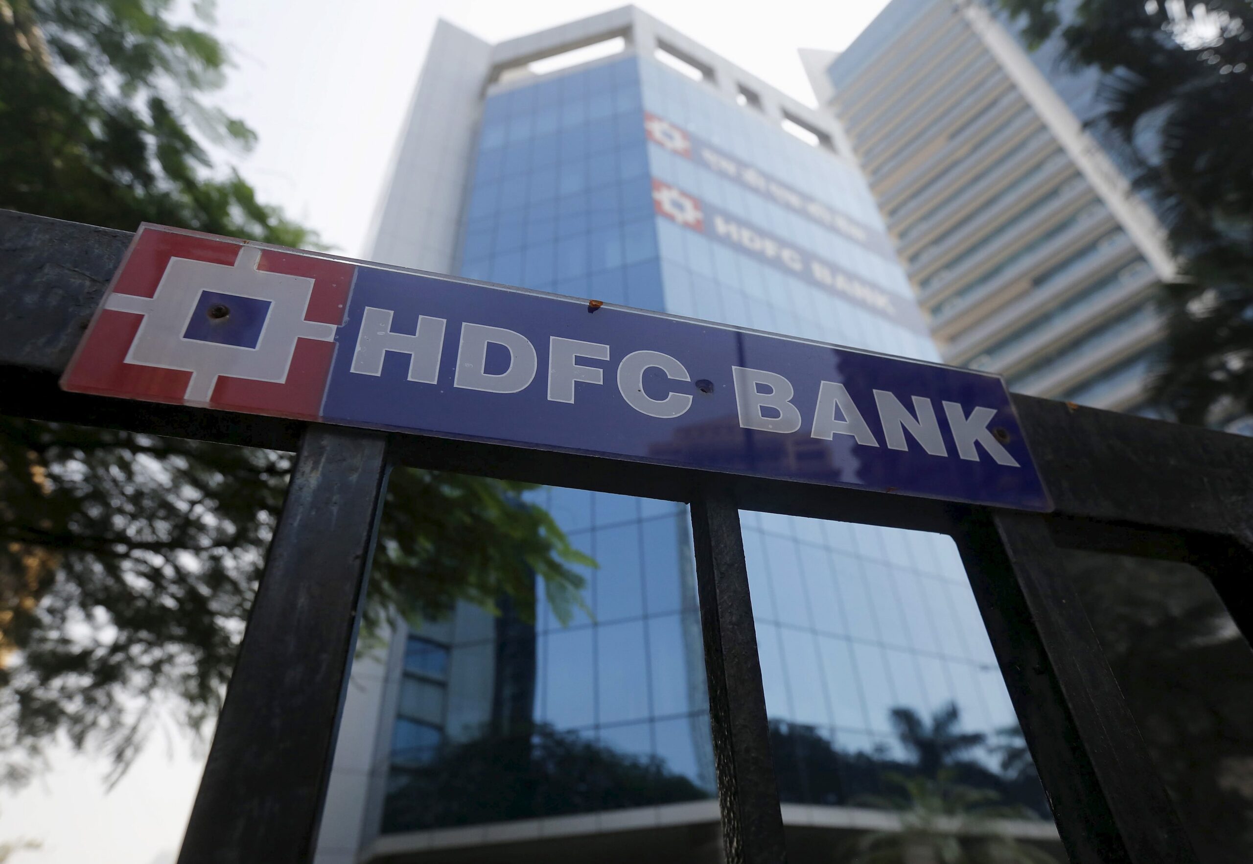 PhonePe and HDFC Bank partner to launch co-branded credit card