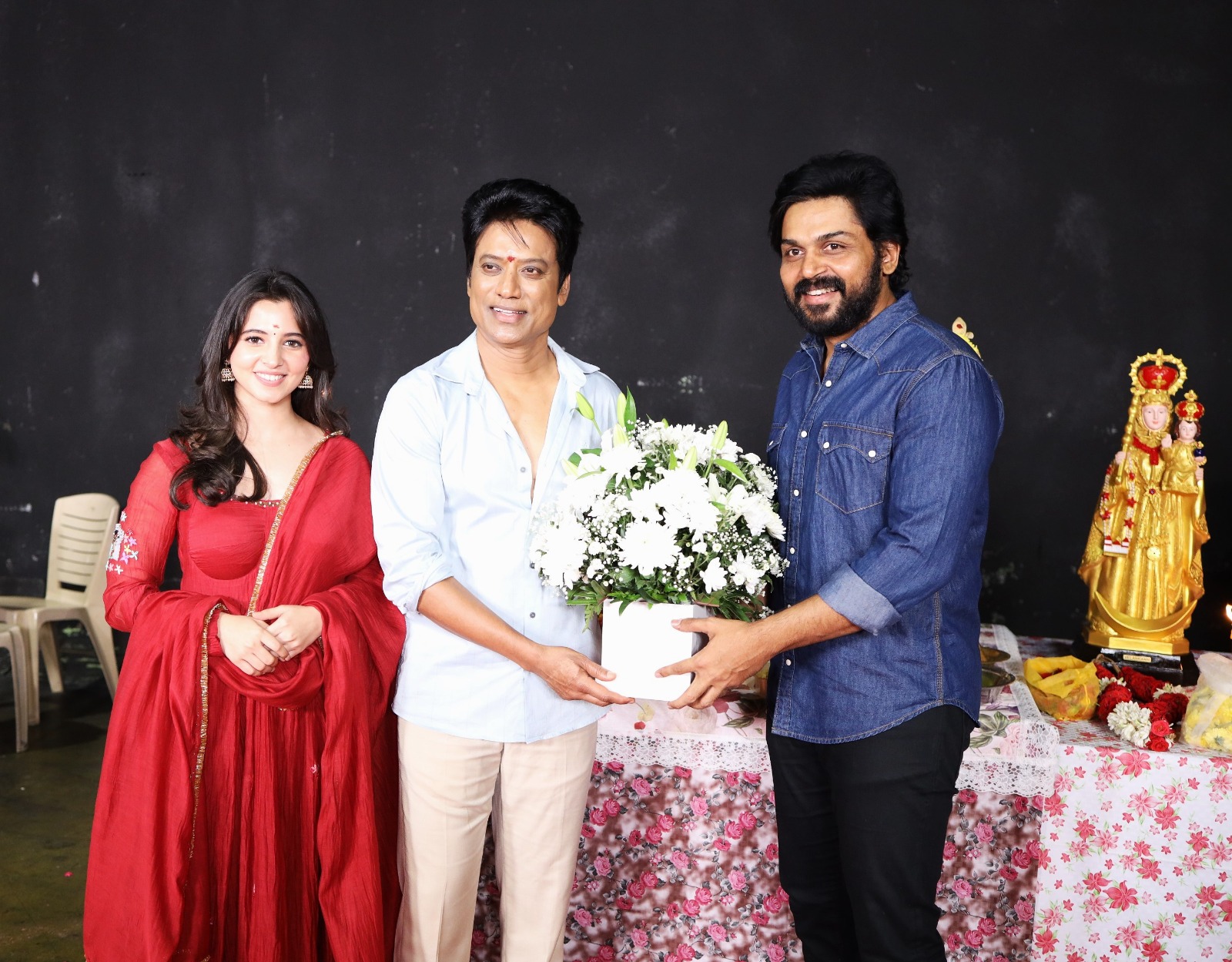 ‘இந்தியாவுக்கே எம்.ஜி.ஆர்’ இடத்தை அடைய மீண்டும் இயக்கி நடிக்கும் எஸ்.ஜே.சூர்யா 