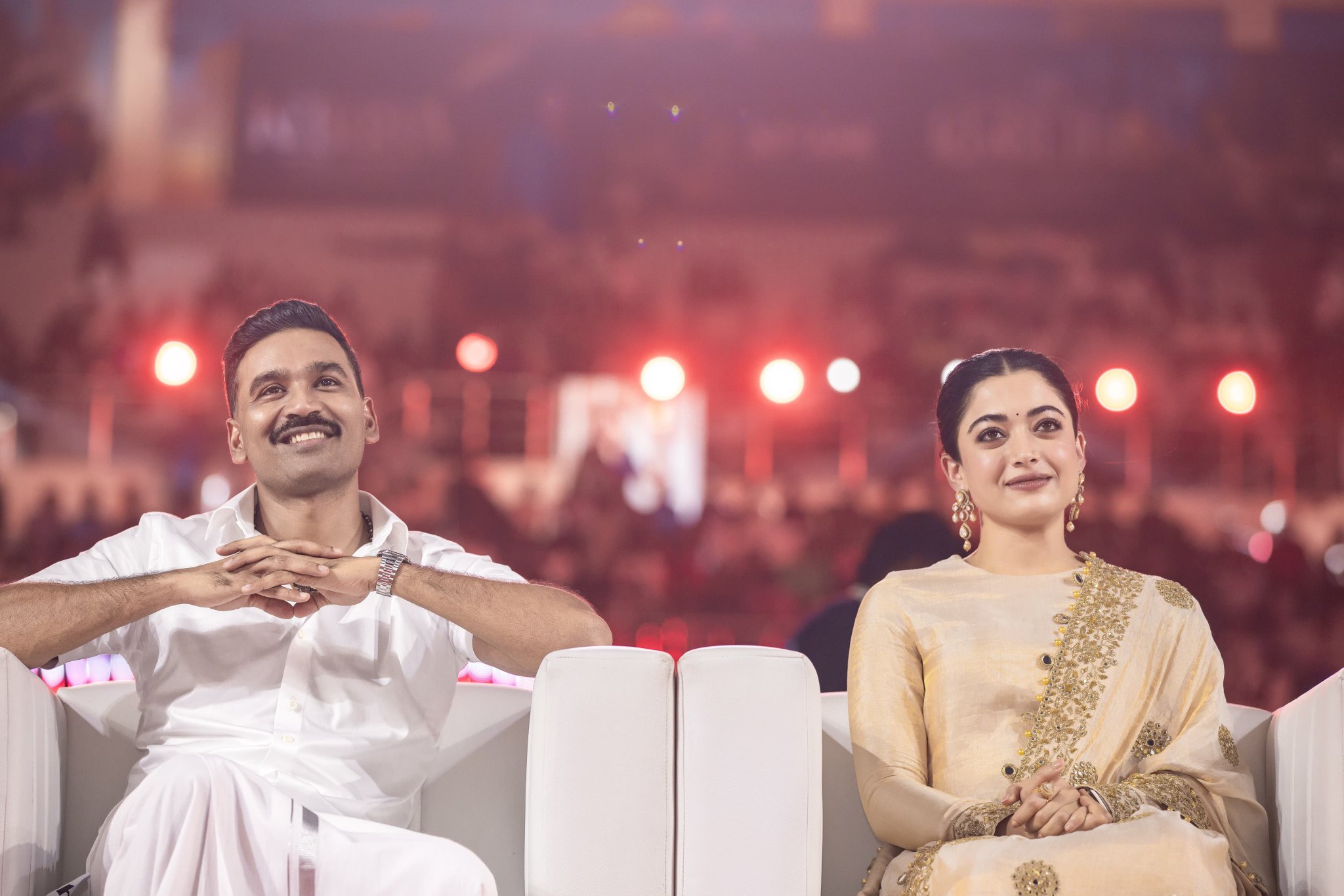 Kuberaa திருப்பதி மண்ணில் பிச்சைக்காரனாக தனுஷ்.; அவருடன் காதல் படம் வேணும் – ராஷ்மிகா