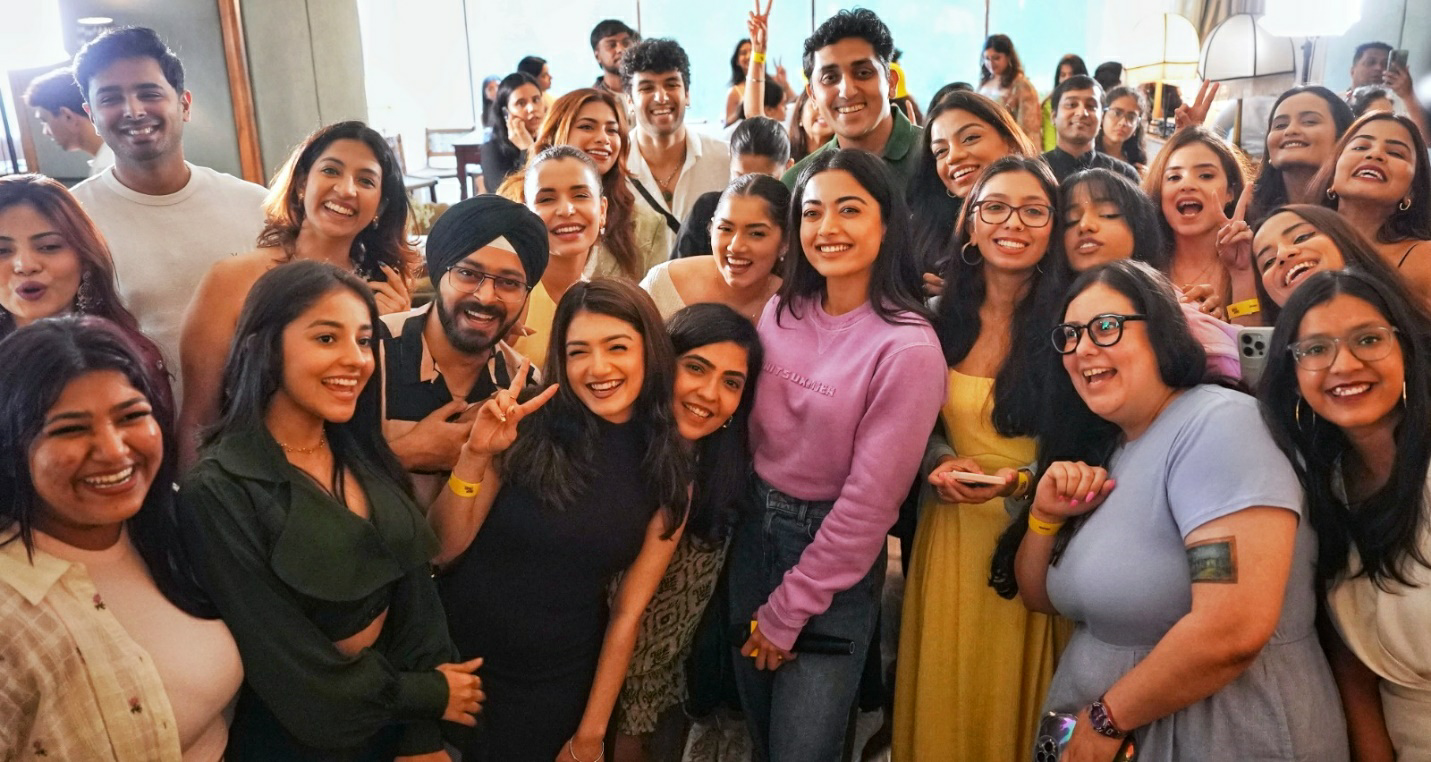 Besties Bitmoji Lens – Rashmika & Snapchat gift Streak Restore to Snapchatters