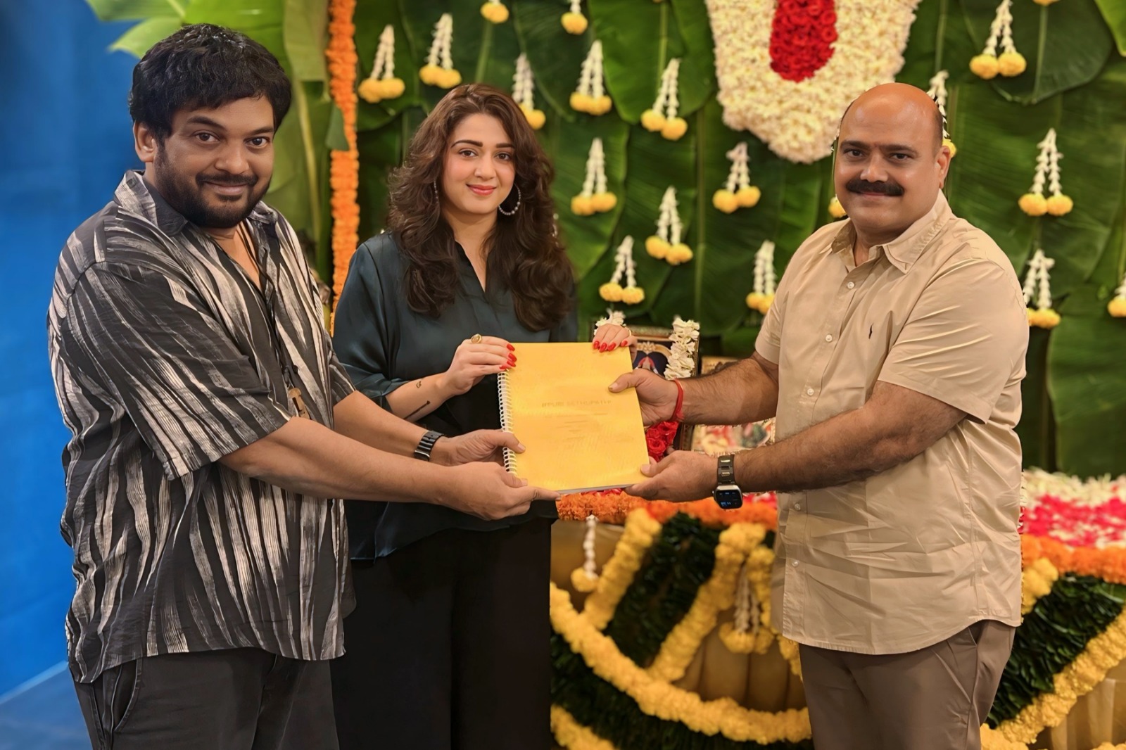 விஜய்சேதுபதி – பூரி ஜெகன்னாத் –  சார்மி கவுர் இணையும் பான் இந்தியா படம் 