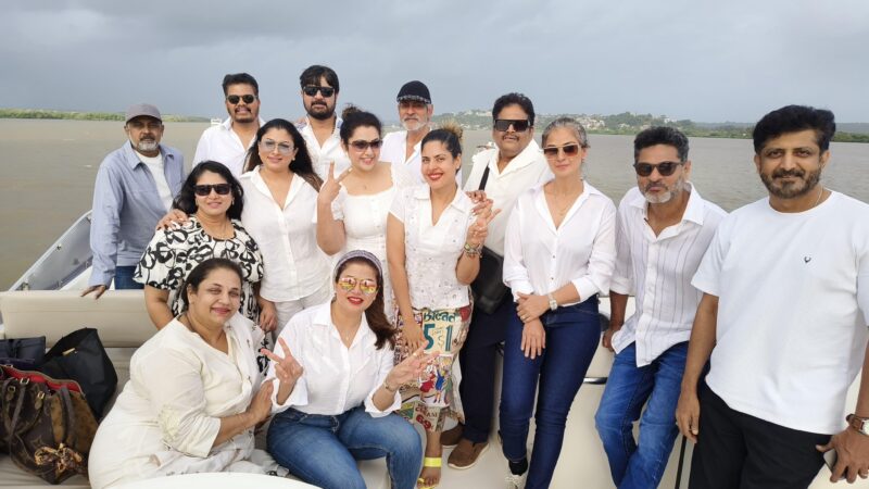 90s STARS at GOA மீனா – சிம்ரன் –  சங்கவி – ஷங்கர் – பிரபுதேவா உள்ளிட்ட நட்சத்திர கொண்டாட்டம் 