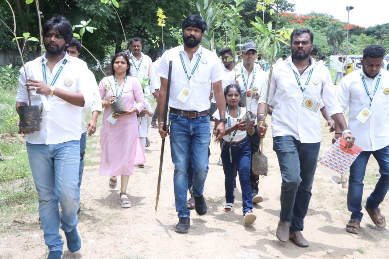 9 ஆண்டுகளில் 45,000 மரக்கன்றுகளை வளர்த்து 6 மாதங்களில் 25,000 வளர்க்க சௌந்தரராஜா திட்டம்