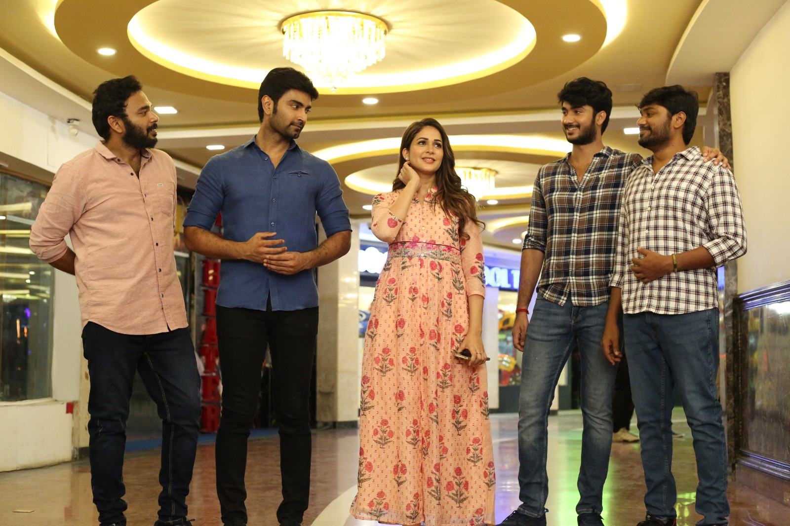 லேட்டா வந்தாலும் லேட்டஸ்ட்டா கிடைச்சது லக்கு… அதர்வா & அஸ்வின் நடித்த ‘தணல்’ குழுவினர் மகிழ்ச்சி 