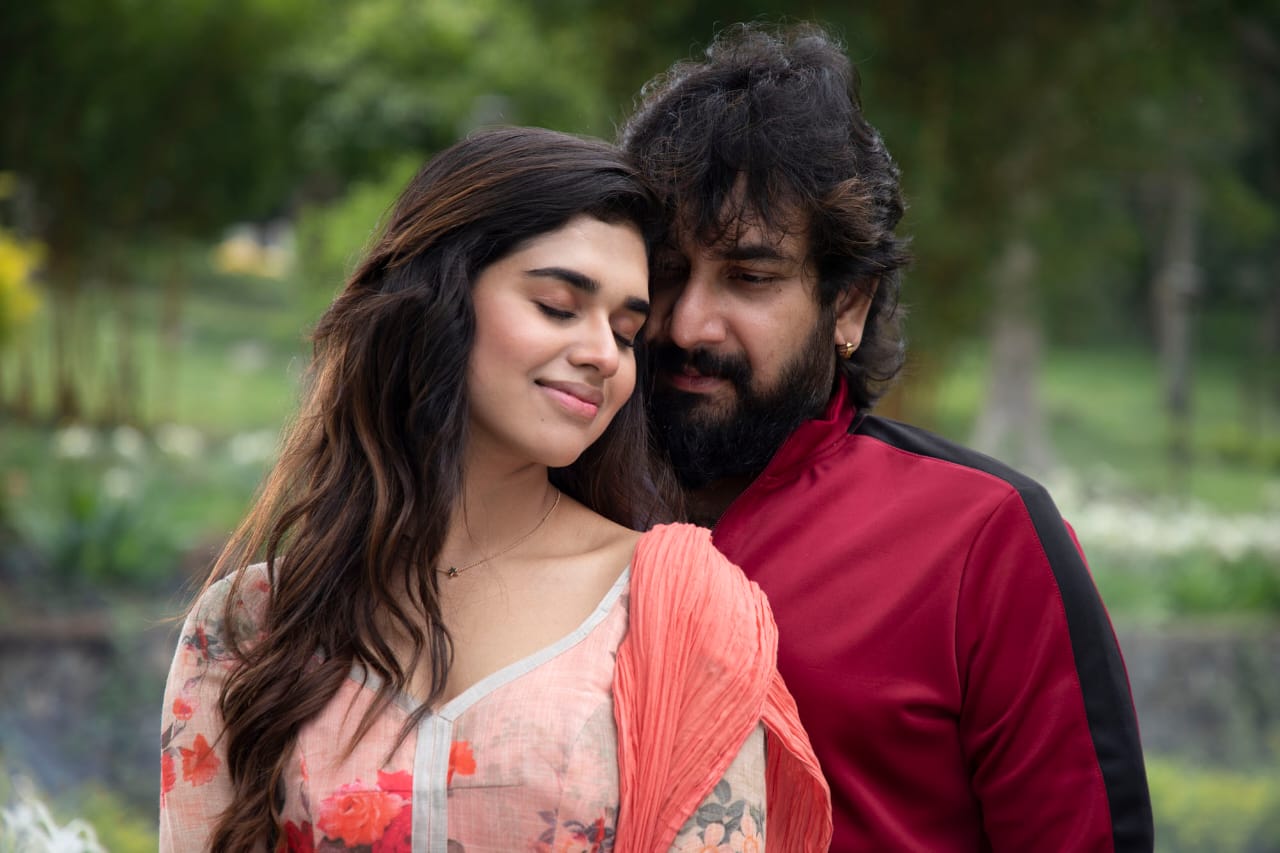 இளையராஜா – ரஹ்மான் சேர்ந்து வாசிச்ச பாட்டு..; துருவன் மனோ நடிக்கும் ‘வட்டக்கானல்’ 