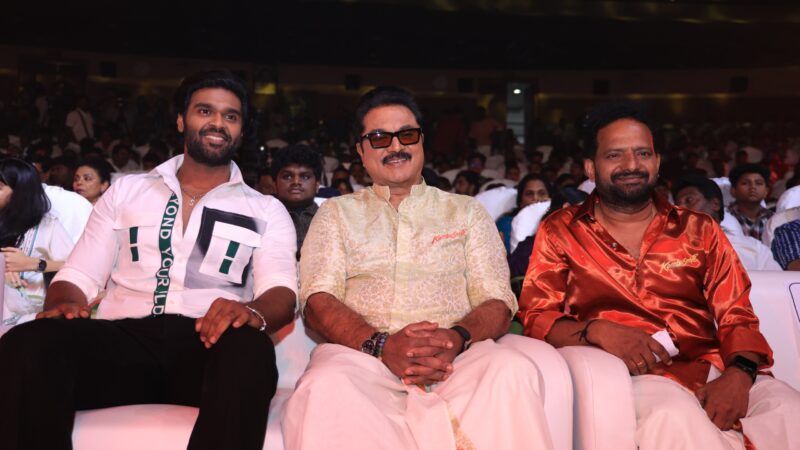 KOMBU SEEVI கேப்டன் மீதான அன்பை சண்முக பாண்டியன் மீதும் செலுத்துவோம்… – கவிஞர் சினேகன் 
