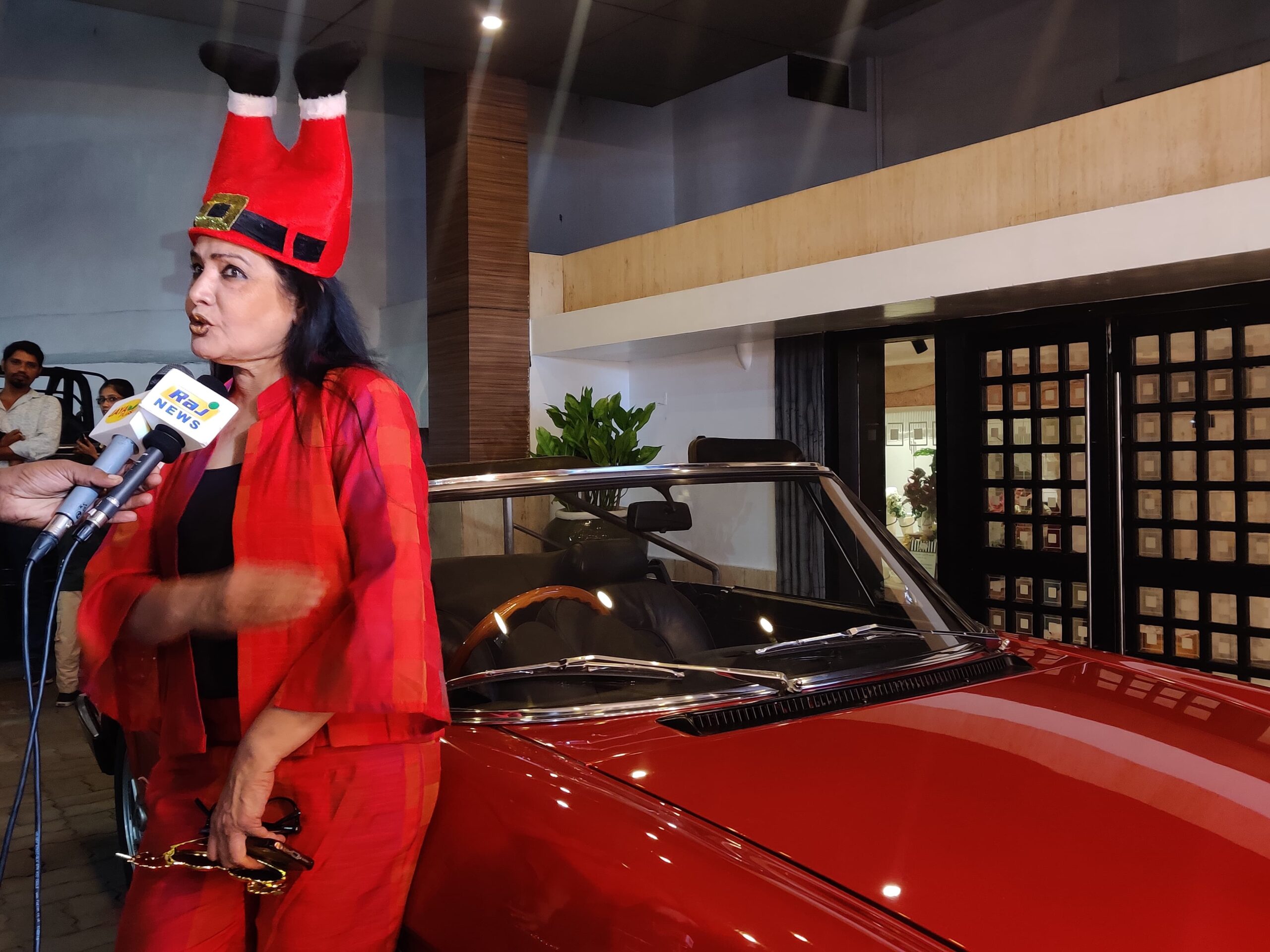 களைகட்டிய சவேரா கிறிஸ்துமஸ் கார்னிவல்..; ஷாப்பிங் முதல் லக்கி டிரா வரை..! 