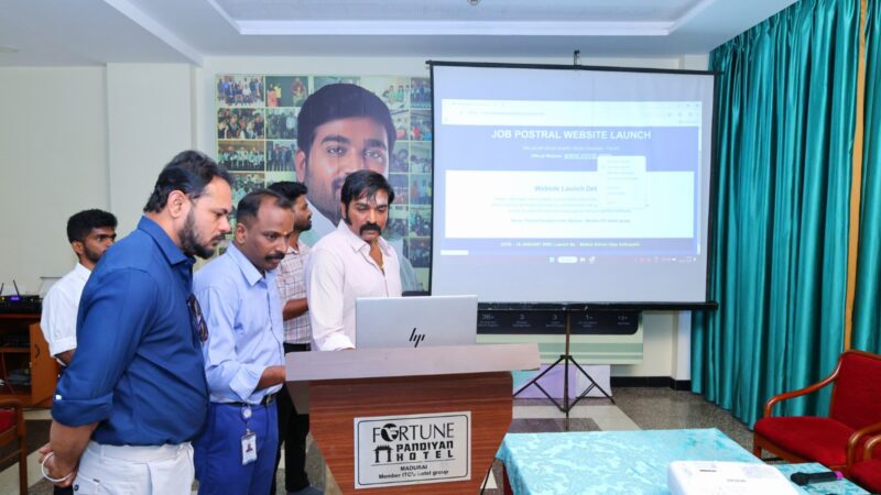 குடும்ப விளக்கை ஏற்றும் இளைஞர்கள்..; இலவச வேலை வாய்ப்பு இணையத்தை தொடங்கி வைத்த விஜய் சேதுபதி 