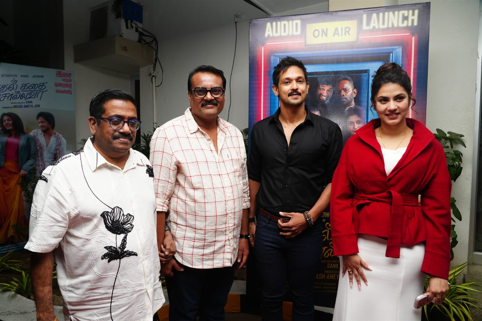 ஆஸ்கர் வேண்டாம்.. ரஜினிக்கு மியூசிக் போட வேண்டாம்… எனக்கு முத்தம் கொடுத்த அவர பாக்கணும்.. – KKS இசை விழாவில் ஷரத் 