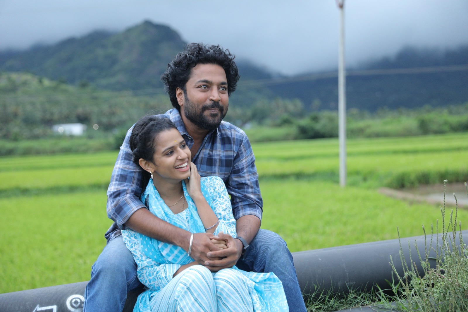 ரெண்டே ரெண்டு பேருக்கு தான் போட்டியே..; விஜய் டயலாக் உடன் ‘சிங்கா’ டீசர் 