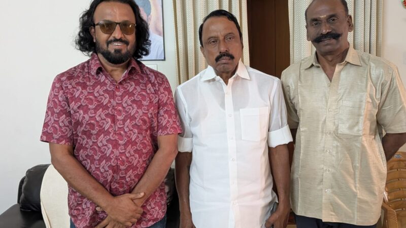 குற்ற உணர்ச்சி இல்லாத வாக்காளர்கள்.. மனசாட்சியை உலுக்கும் ‘பிச்சை’..; ஜி.கே.வாசன் & செங்கோட்டையன் பாராட்டு