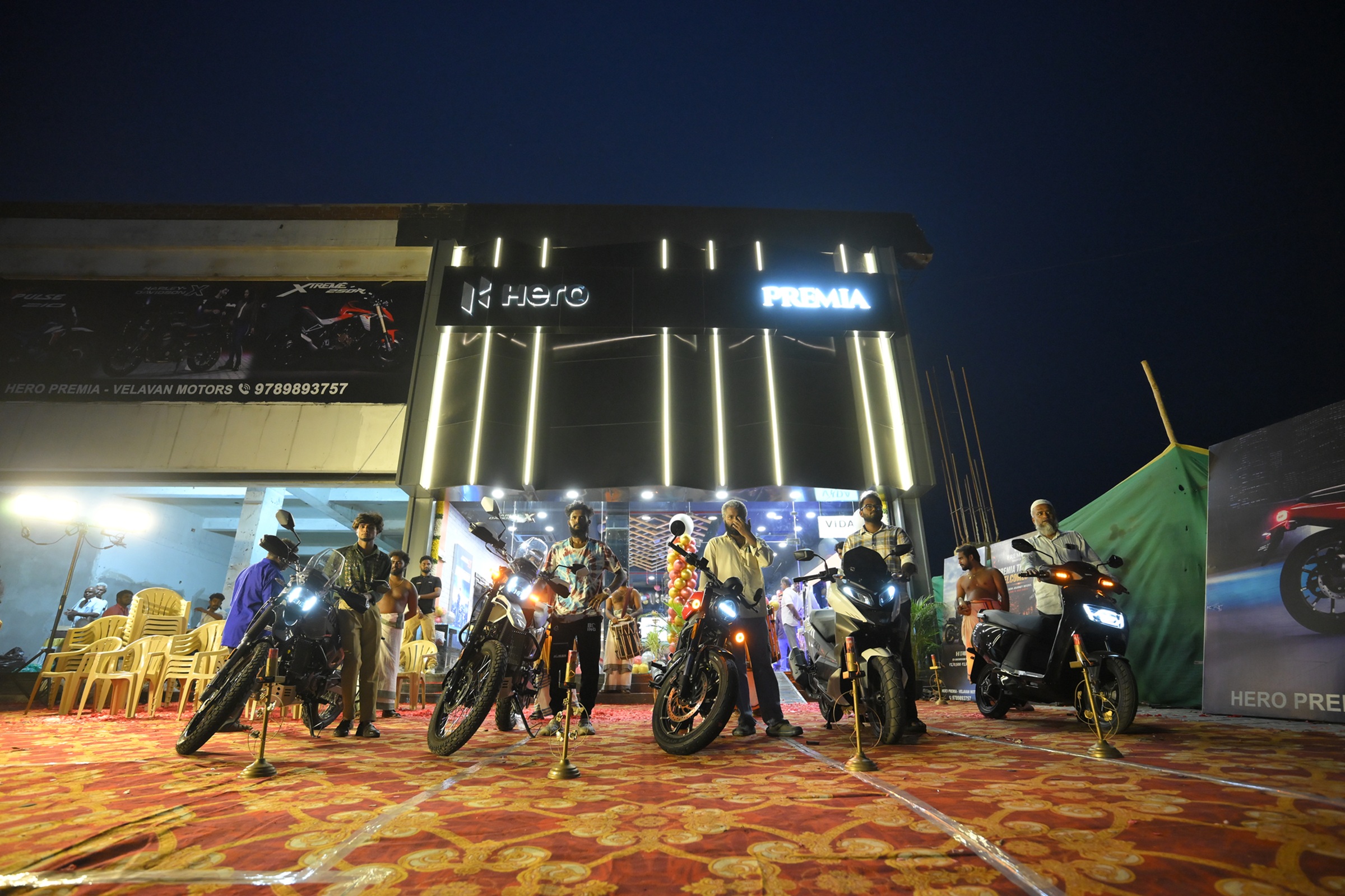 Two New Hero Premia Showrooms in Dindigul and Tiruppur