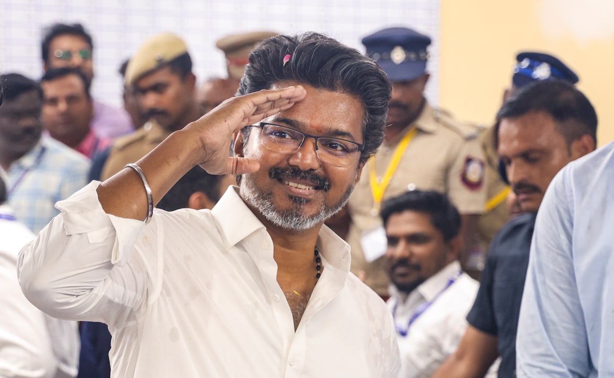 TVK Leader VIJAY சரித்திர நாயகனாக ‘ஜனநாயகன்’..; அரசியலில் எம்ஜிஆர் சாதனையை முறியடித்த விஜய்