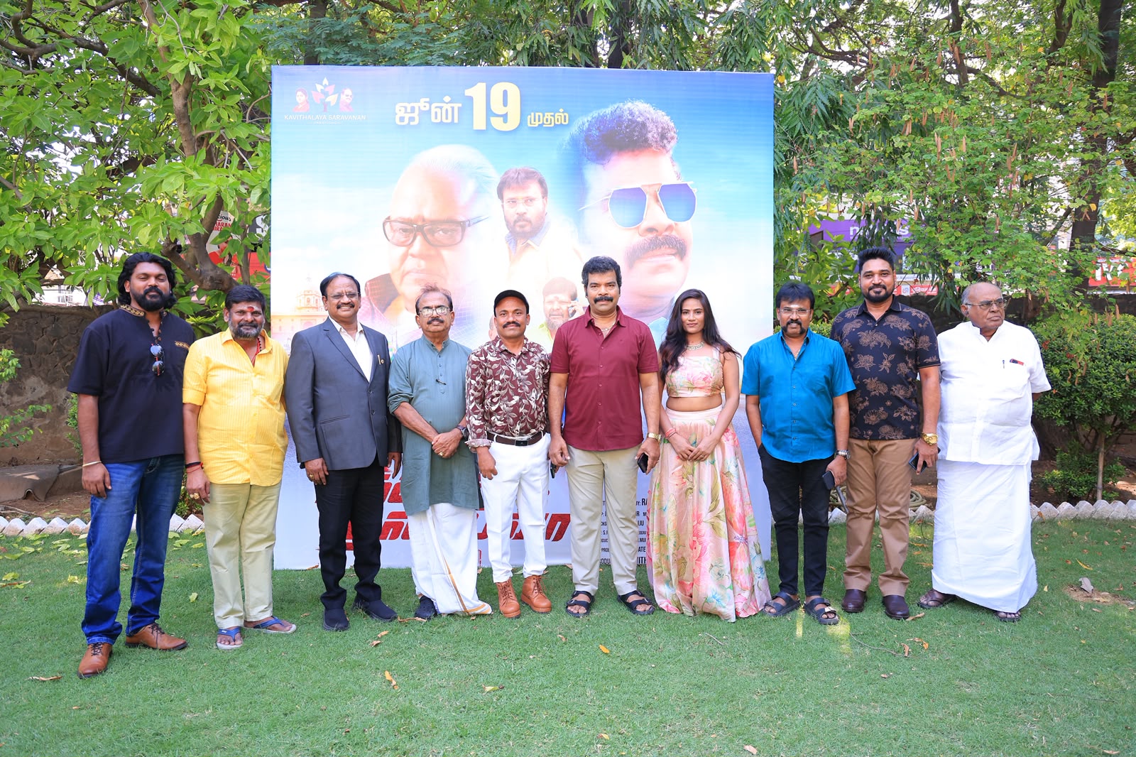 ஒன்னும் தெரியாத முதல்வர்.. – ராதாரவி..; விஜய்யின் ‘தலைவா’ பட பிரச்சனை ‘மக்கள் தலைவா’ படத்துக்கும் இருக்கு… – செல்வமணி