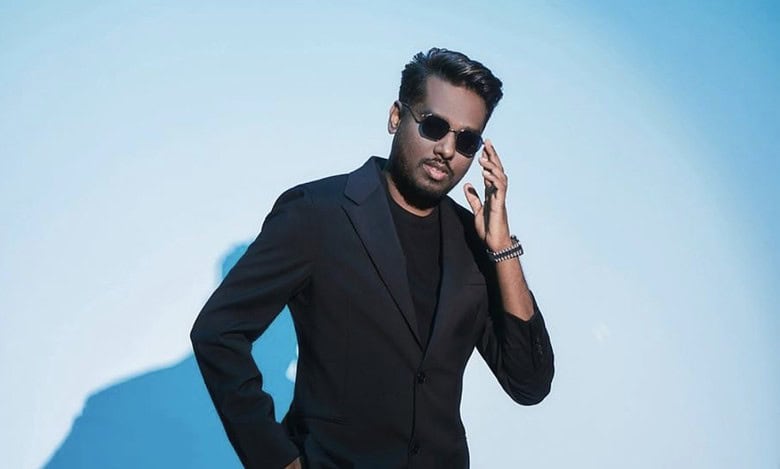 கமலின் கனவுப்படம் மருதநாயகம் படத்தில் விஜய் சேதுபதி நடிக்க வைக்க விருப்பம்.. – அட்லி