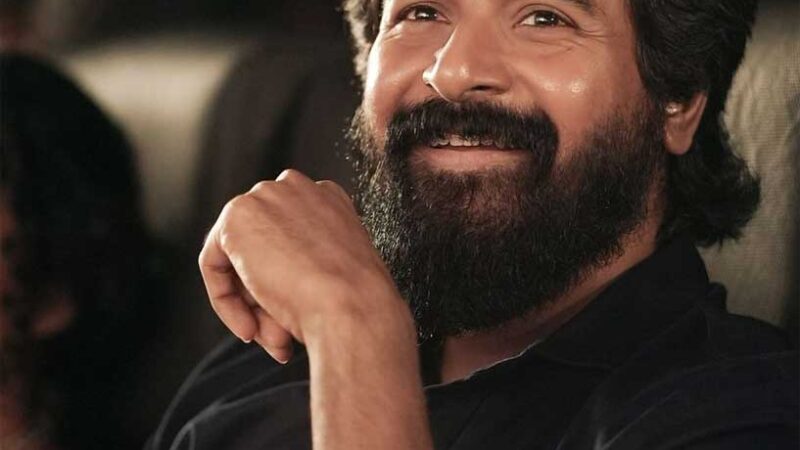 நம்மை விமர்சிப்பவர்கள் விமர்சிட்டே இருப்பாங்க.. தினமும் புத்தகம் படிங்க… சிவகார்த்திகேயன்