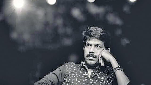 அருண் விஜய்யை அடுத்து விஜய்சேதுபதியை இயக்கும் பாலா